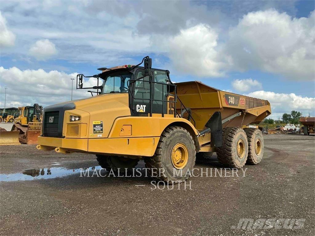 CAT 740 GC Terrængående lastbiler