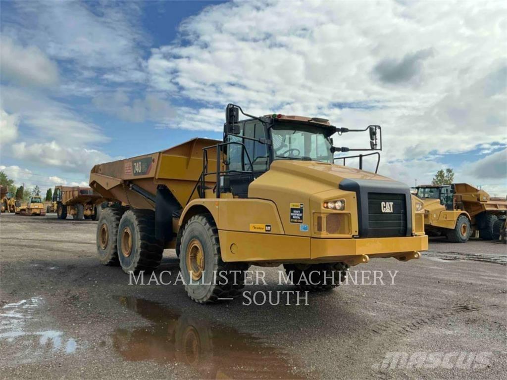 CAT 740 GC Terrængående lastbiler
