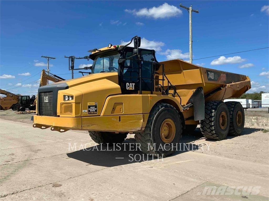 CAT 740 GC Terrængående lastbiler