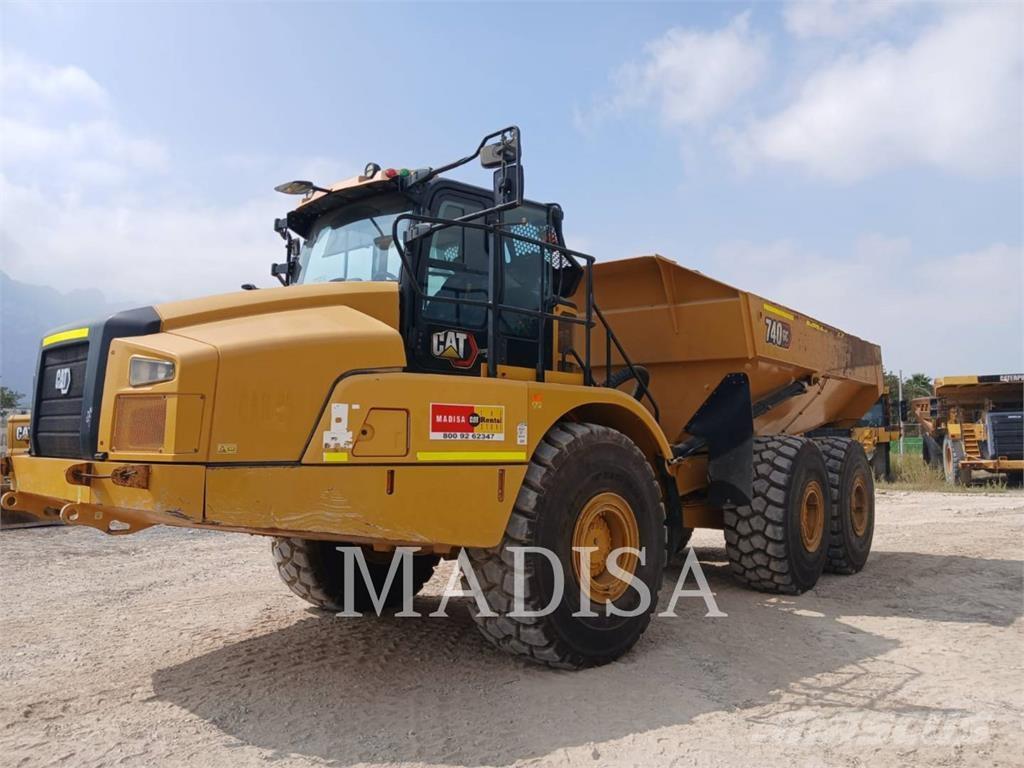 CAT 740 GC Terrængående lastbiler