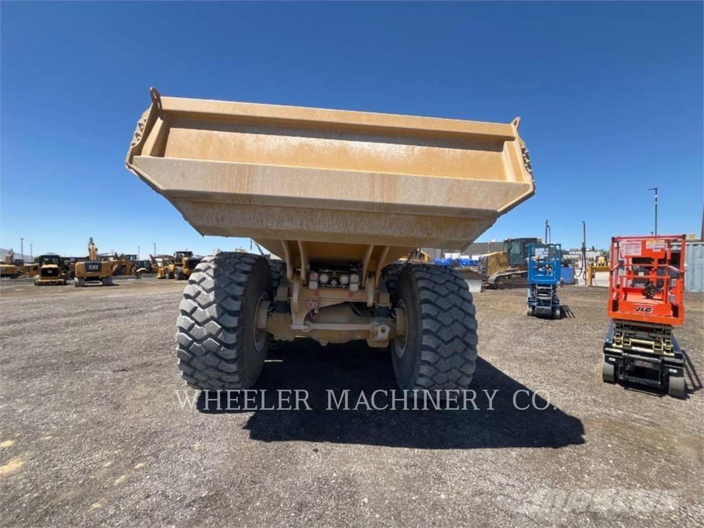 CAT 740 GC TG Terrængående lastbiler