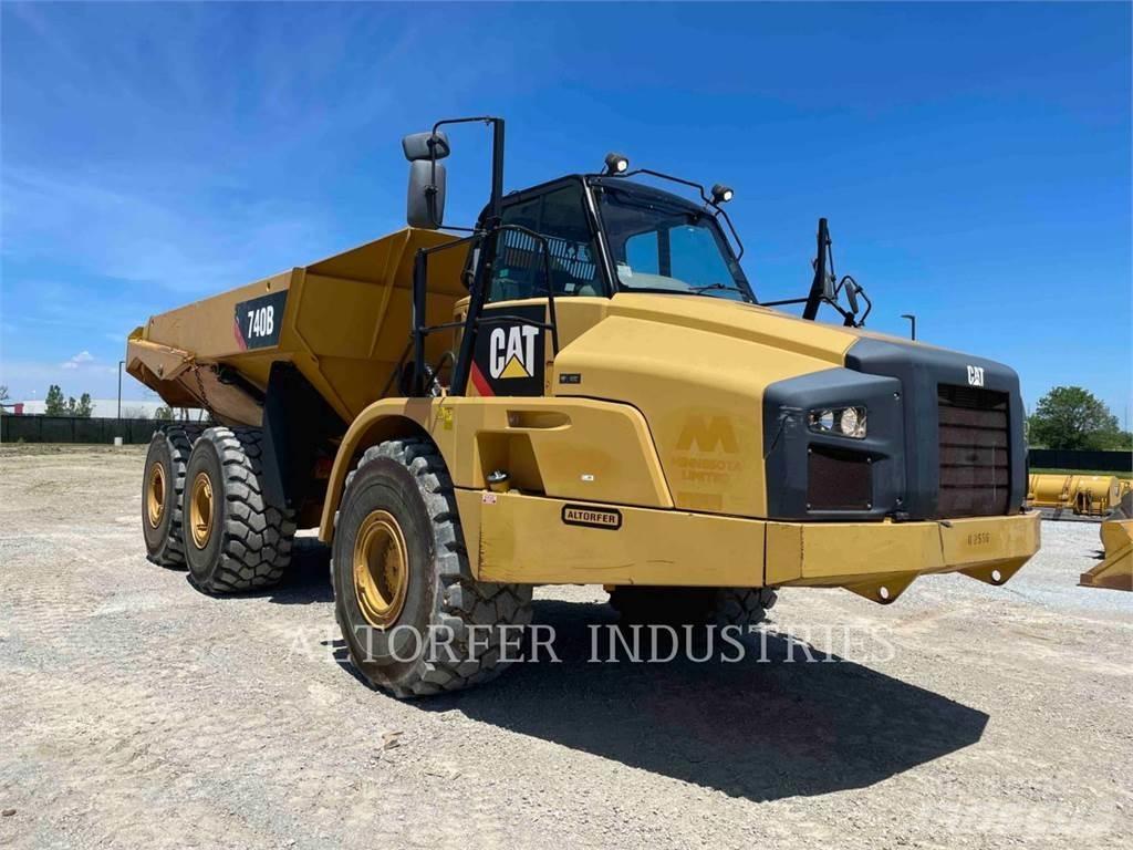 CAT 740B Terrængående lastbiler