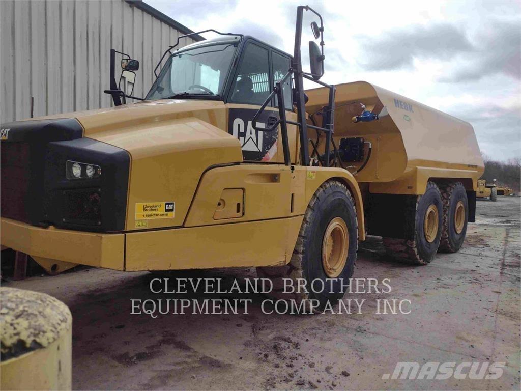 CAT 740B Tankvogne - vand