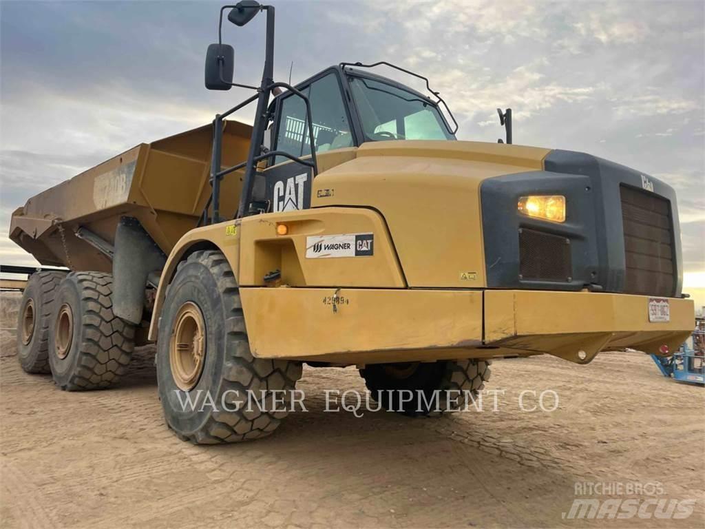 CAT 740B Terrængående lastbiler