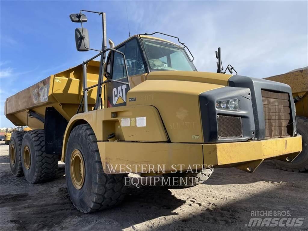 CAT 740B Terrængående lastbiler