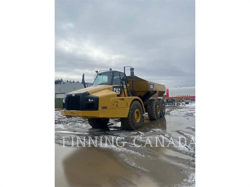 CAT 740B Terrængående lastbiler