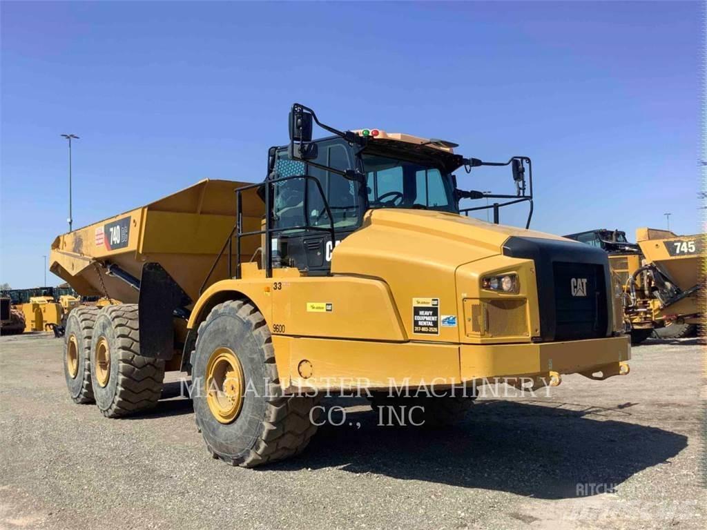 CAT 740GC Terrængående lastbiler