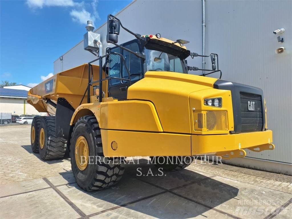 CAT 740GC Terrængående lastbiler