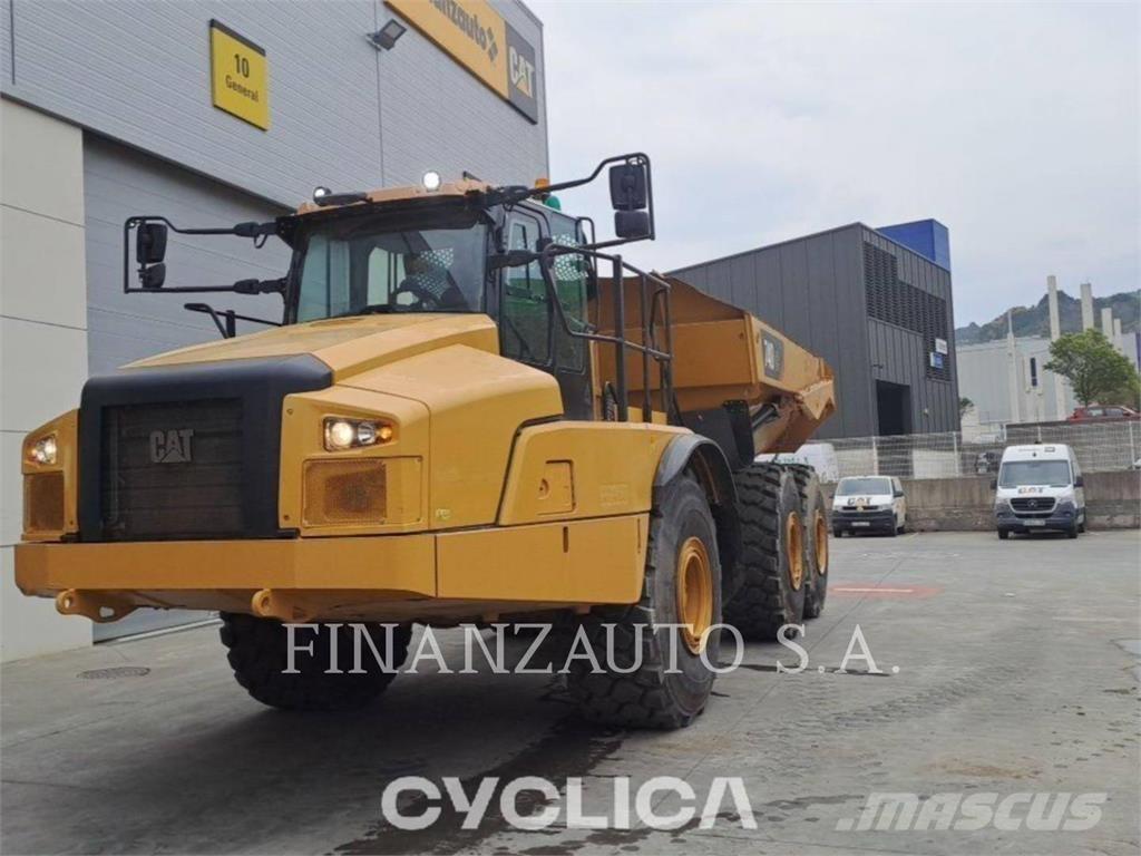 CAT 740GC Terrængående lastbiler