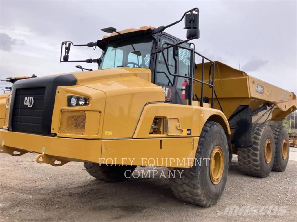 CAT 740GC-04 Terrængående lastbiler