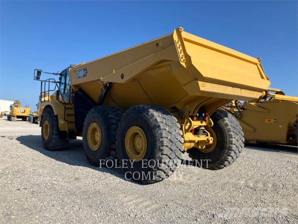 CAT 740GC-04 Terrængående lastbiler