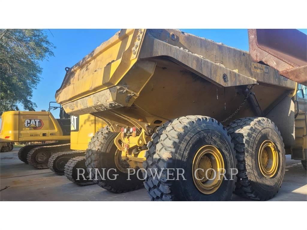 CAT 740GCTG Terrængående lastbiler