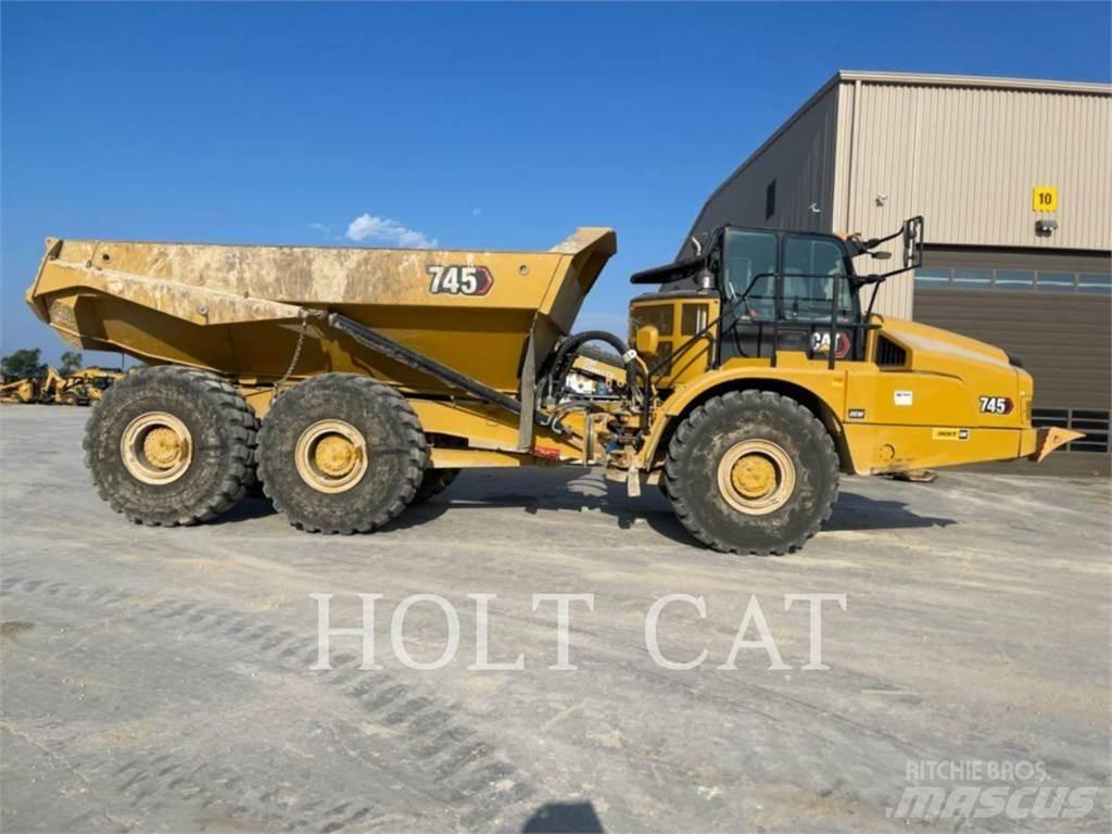 CAT 745 Terrængående lastbiler