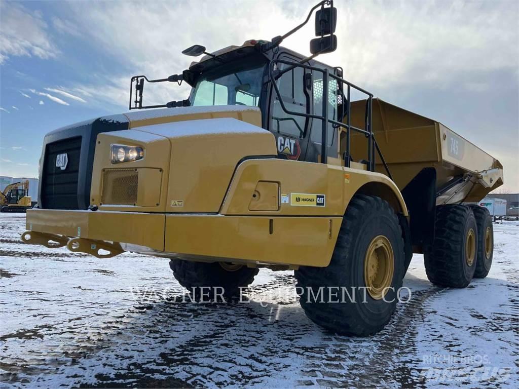 CAT 745 Terrængående lastbiler
