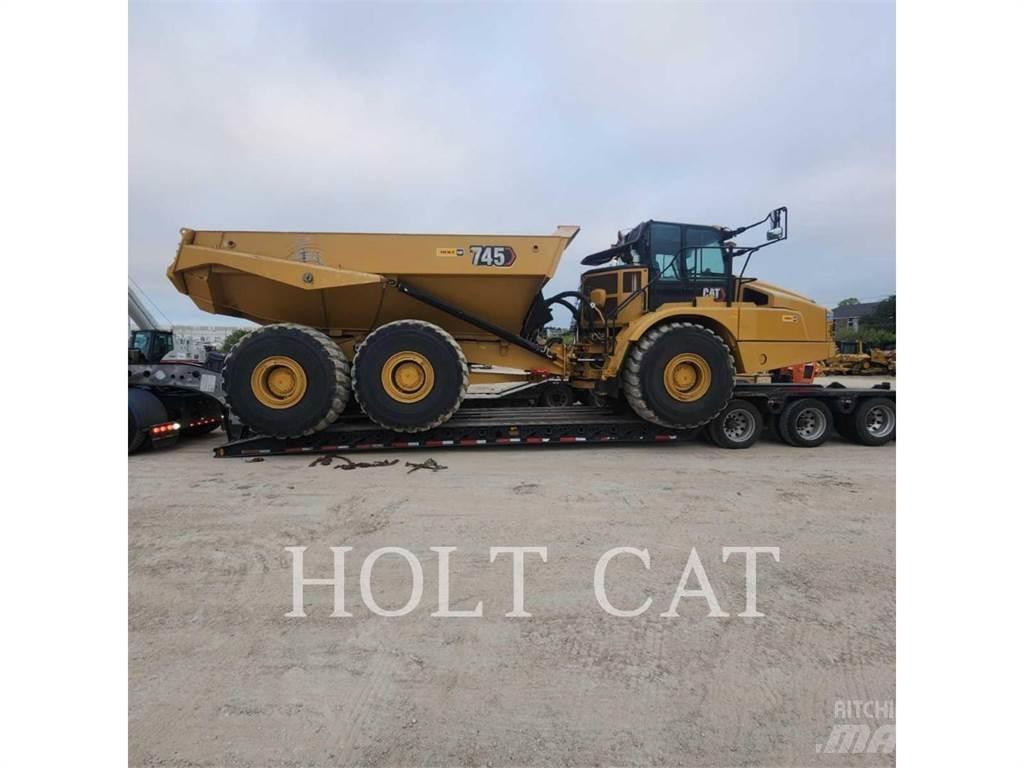 CAT 745 Terrængående lastbiler