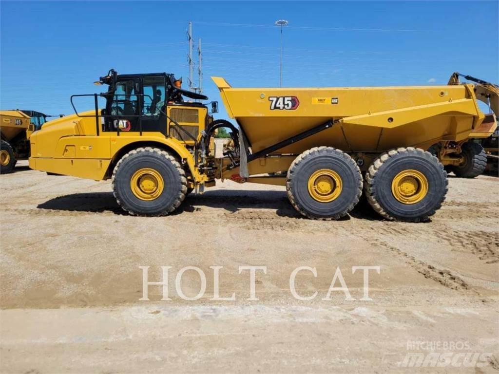 CAT 745 Terrængående lastbiler