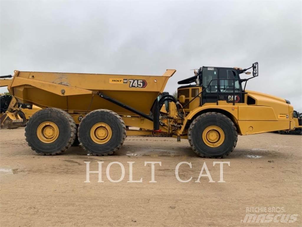 CAT 745 Terrængående lastbiler