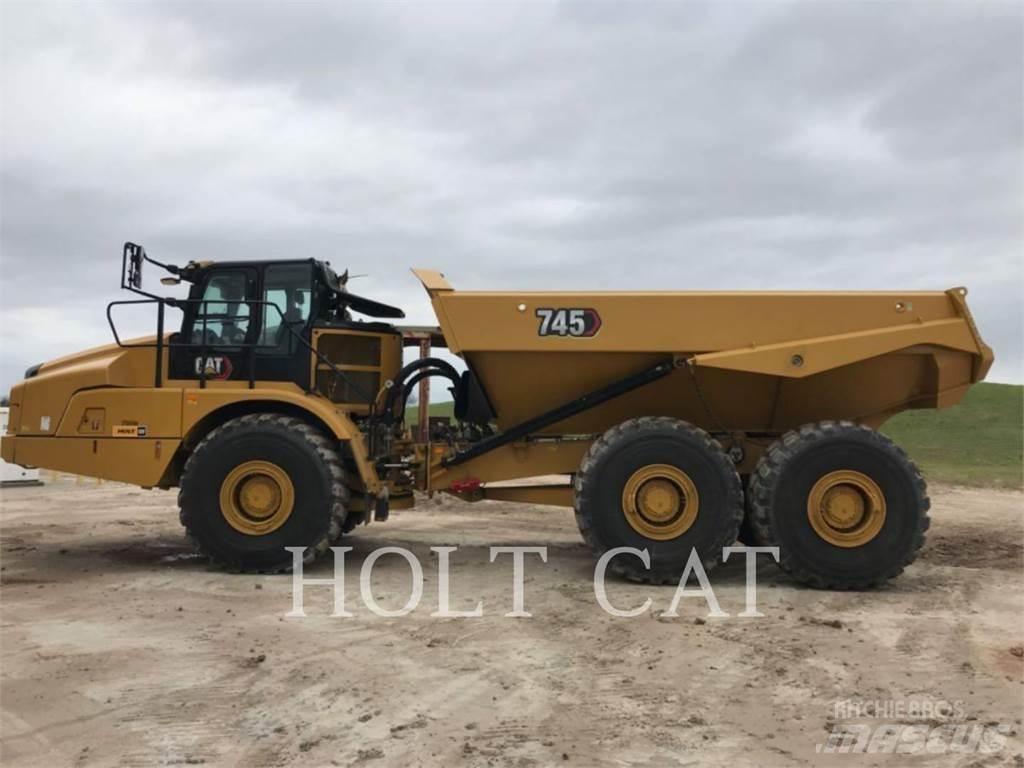 CAT 745 Terrængående lastbiler