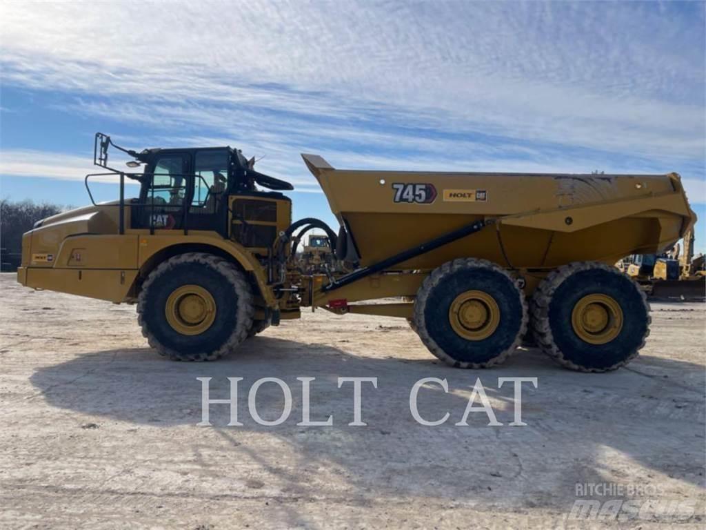 CAT 745 Terrængående lastbiler
