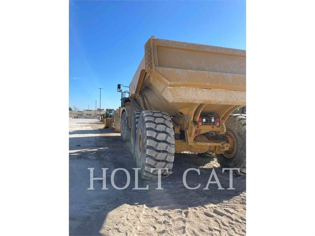 CAT 745 Terrængående lastbiler