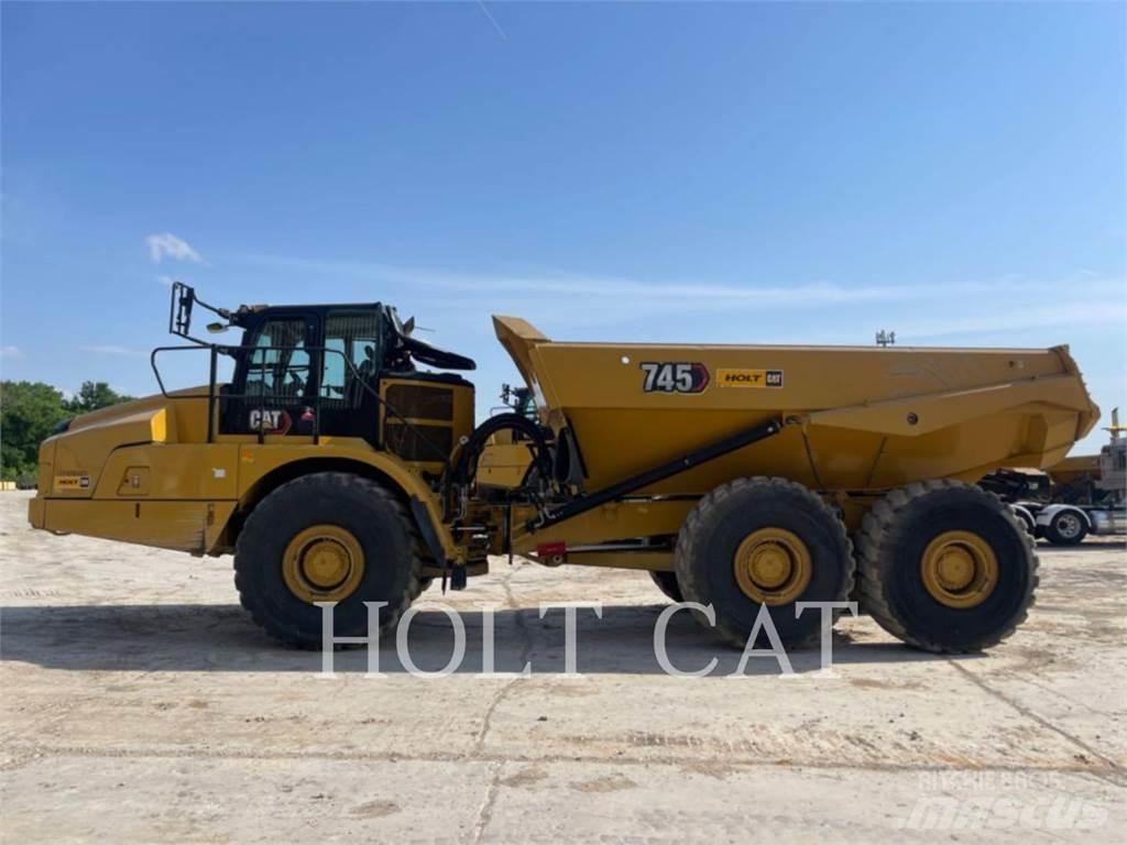 CAT 745 Terrængående lastbiler