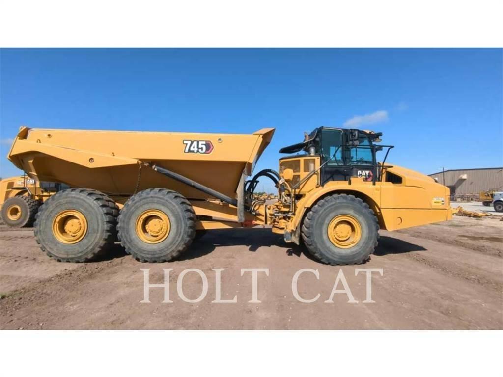 CAT 745 Terrængående lastbiler