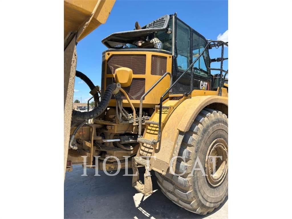 CAT 745 Terrængående lastbiler