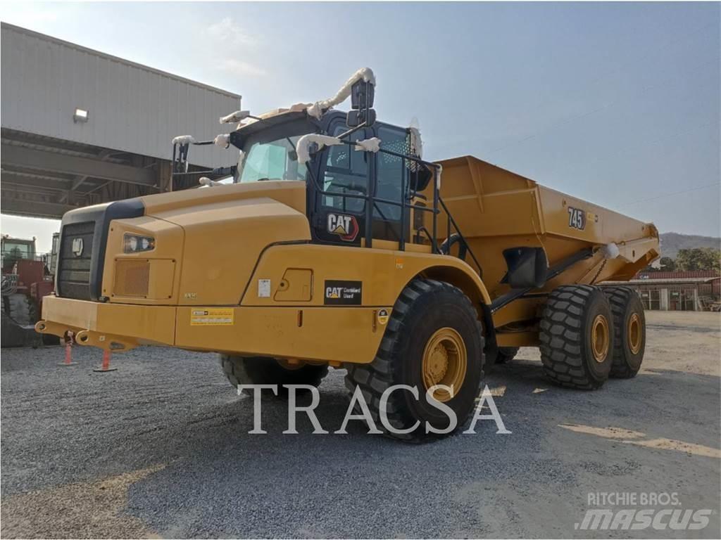 CAT 745 Terrængående lastbiler