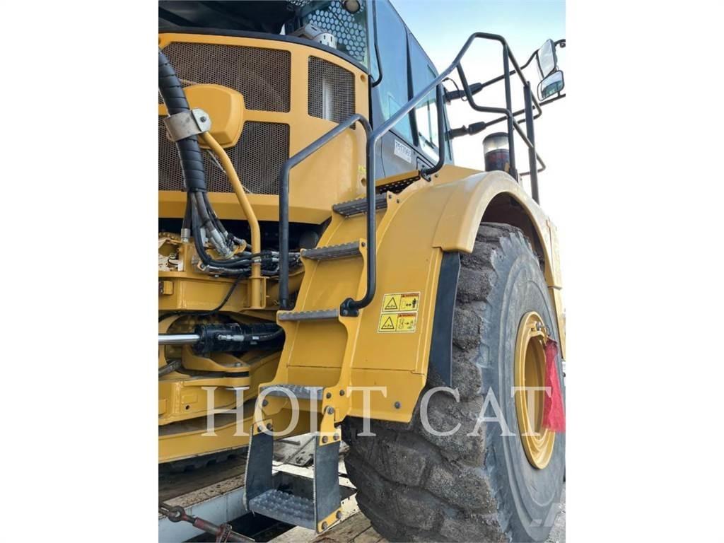 CAT 745 Terrængående lastbiler