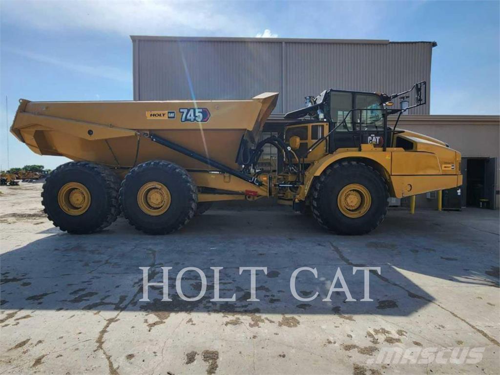 CAT 745 Terrængående lastbiler