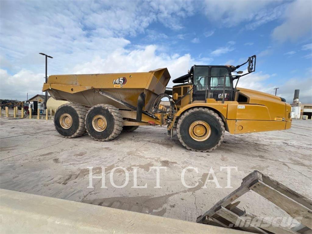 CAT 745 Terrængående lastbiler