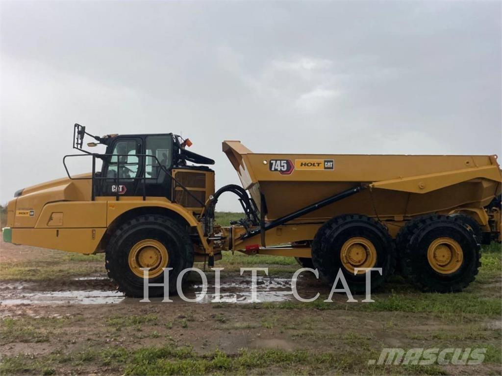 CAT 745 Terrængående lastbiler