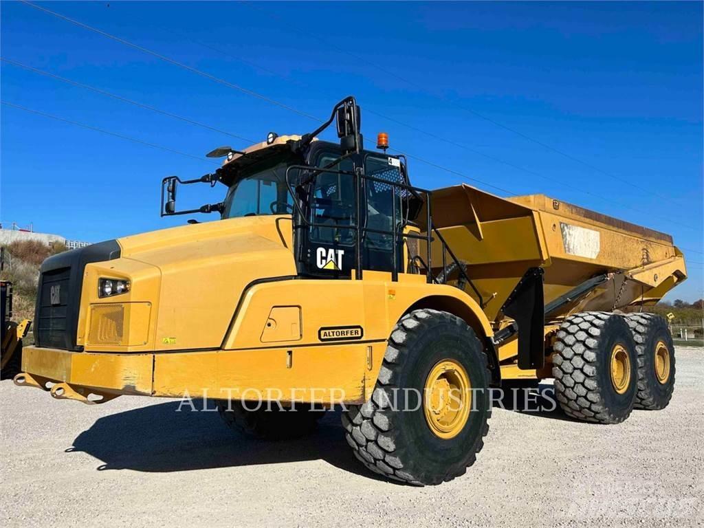 CAT 745 Terrængående lastbiler