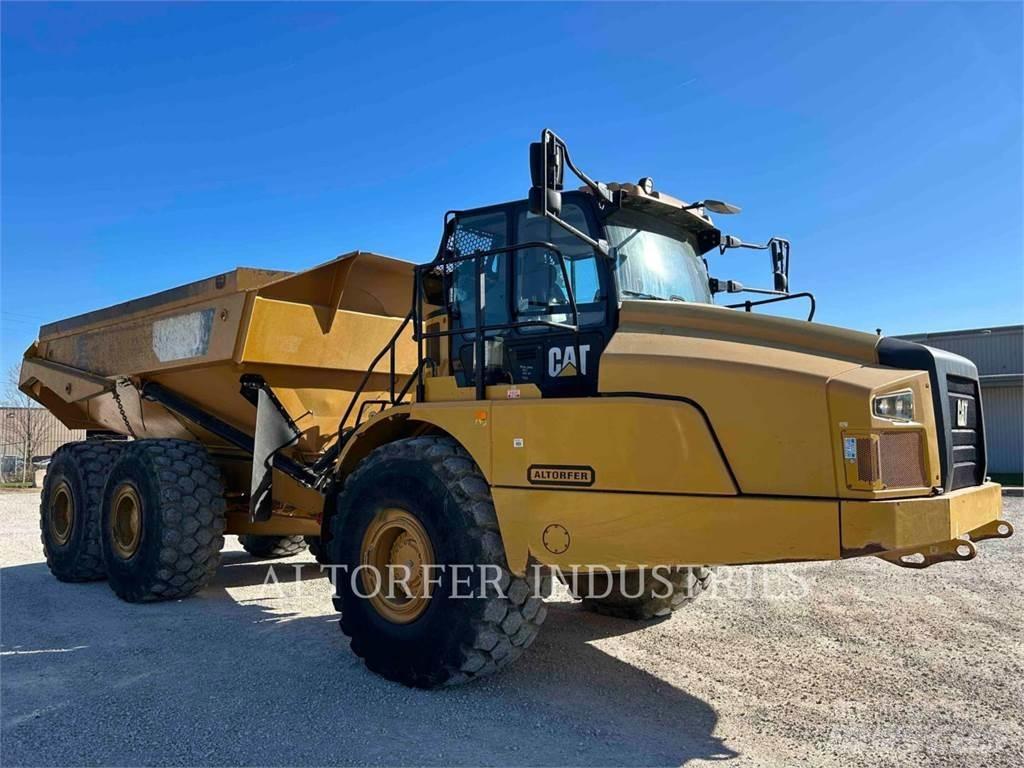CAT 745 Terrængående lastbiler