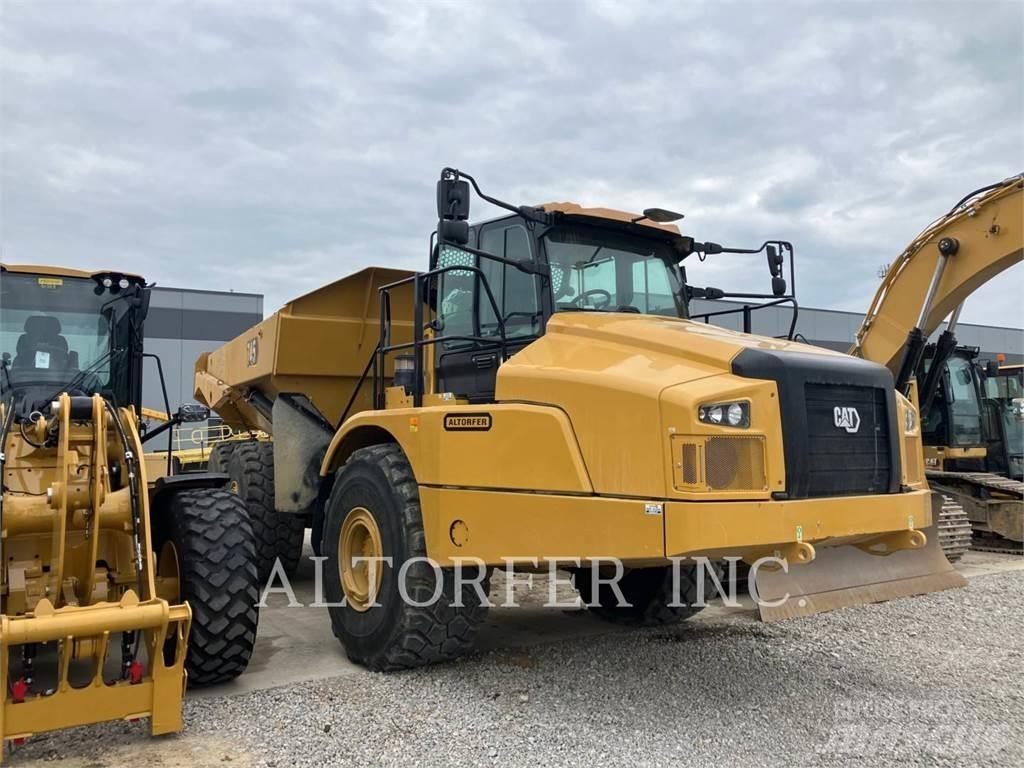 CAT 745-04 Terrængående lastbiler