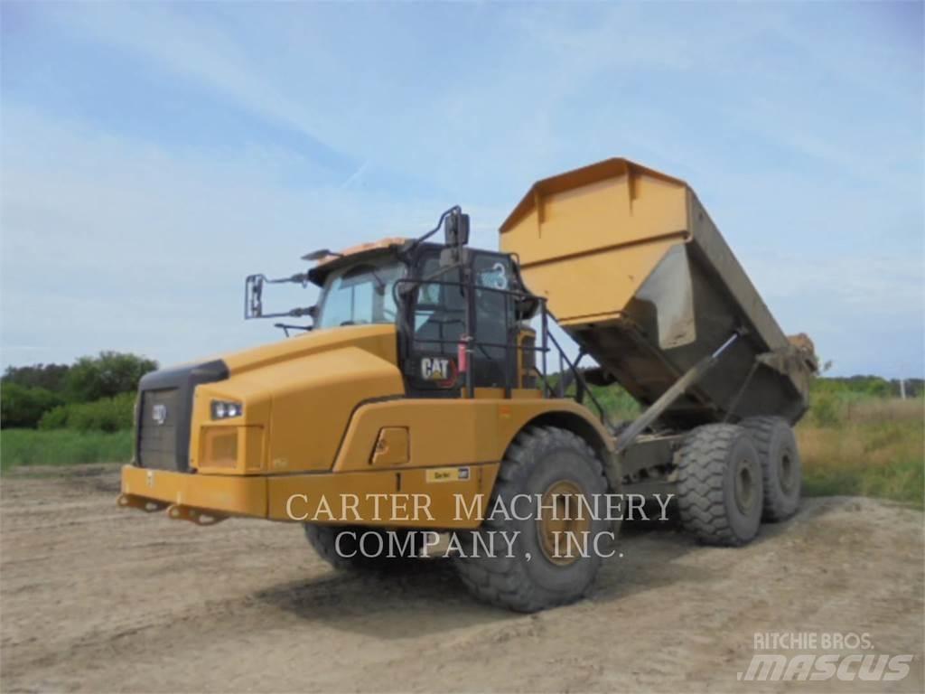 CAT 745-04 Terrængående lastbiler