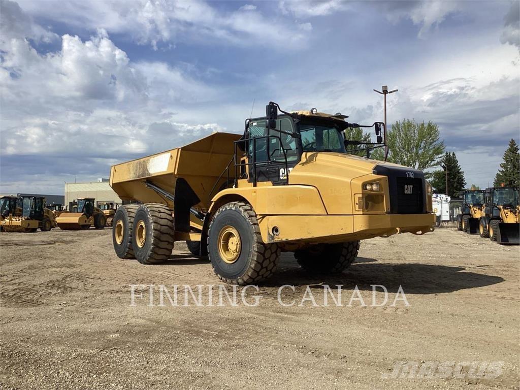 CAT 745-04 Terrængående lastbiler