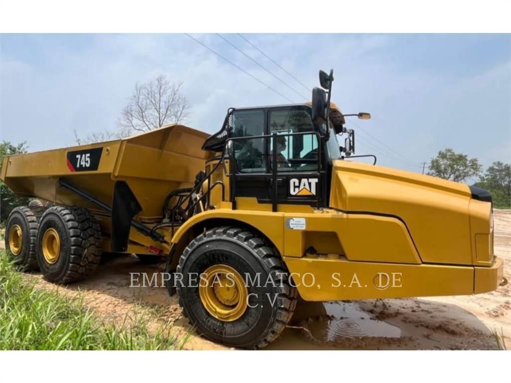 CAT 745-04LRC Terrængående lastbiler