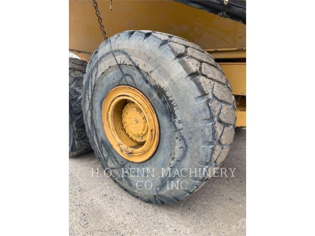 CAT 745 C Terrængående lastbiler