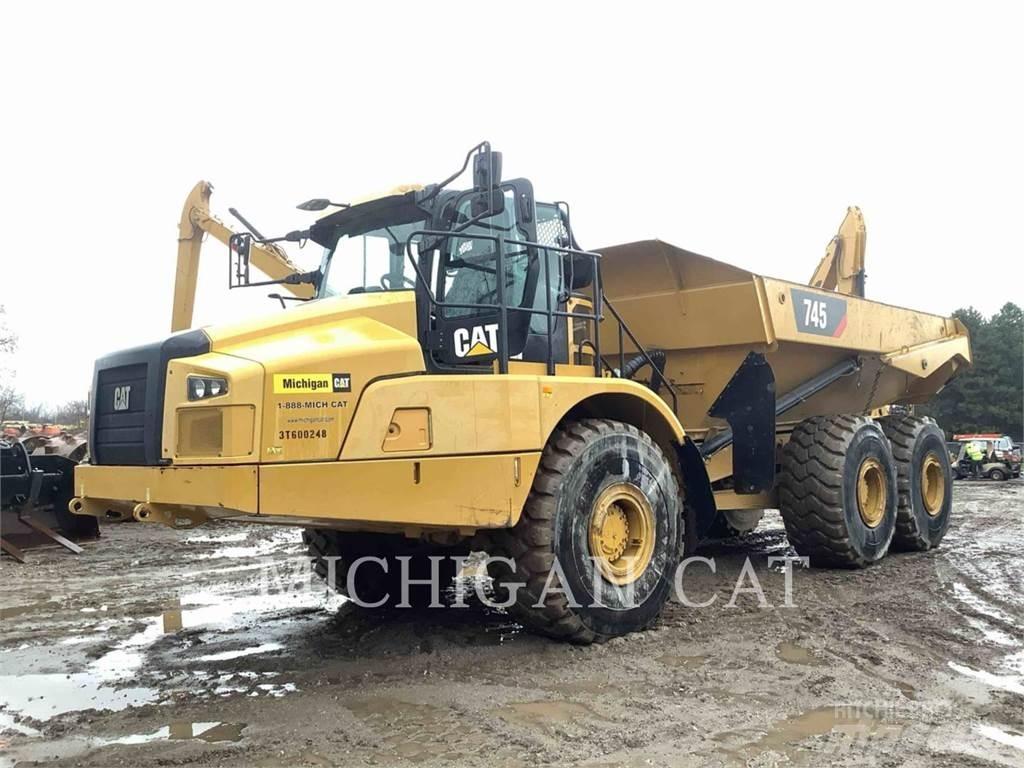 CAT 745 T Terrængående lastbiler