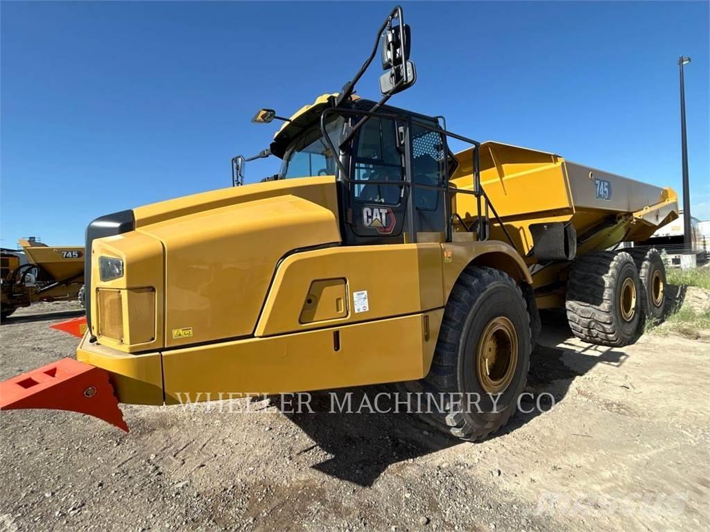 CAT 745 TG Terrængående lastbiler