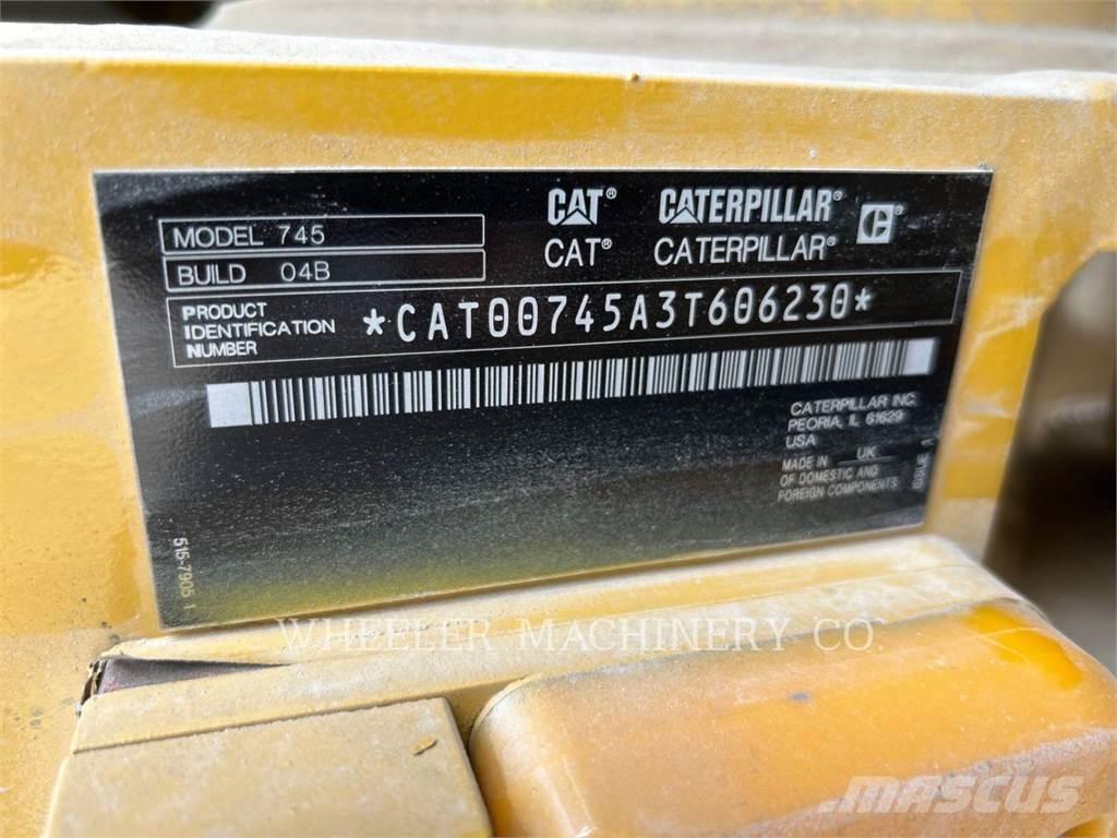 CAT 745 TG Terrængående lastbiler