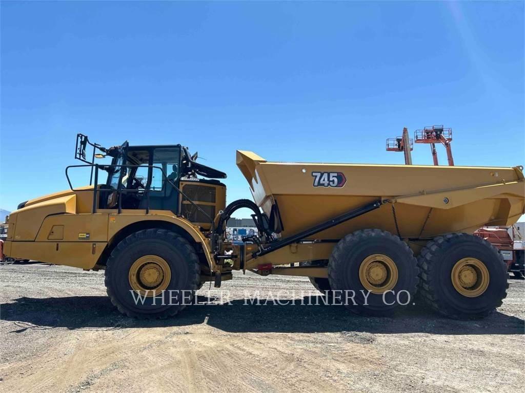 CAT 745 TG Terrængående lastbiler