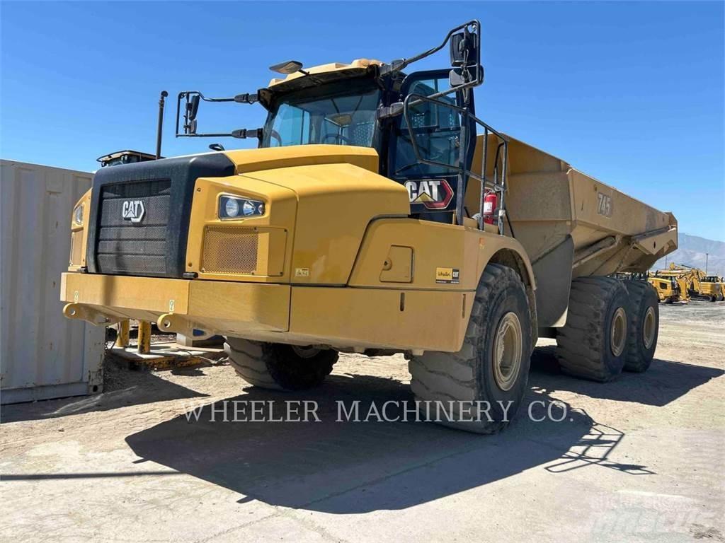 CAT 745 TG Terrængående lastbiler
