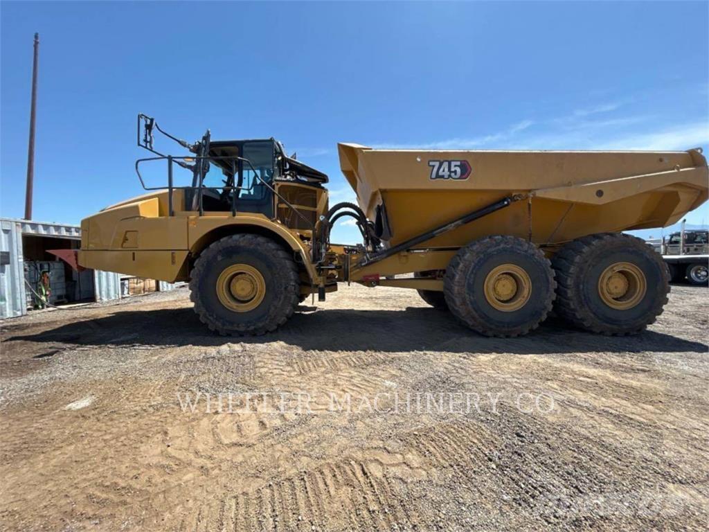 CAT 745 TG Terrængående lastbiler