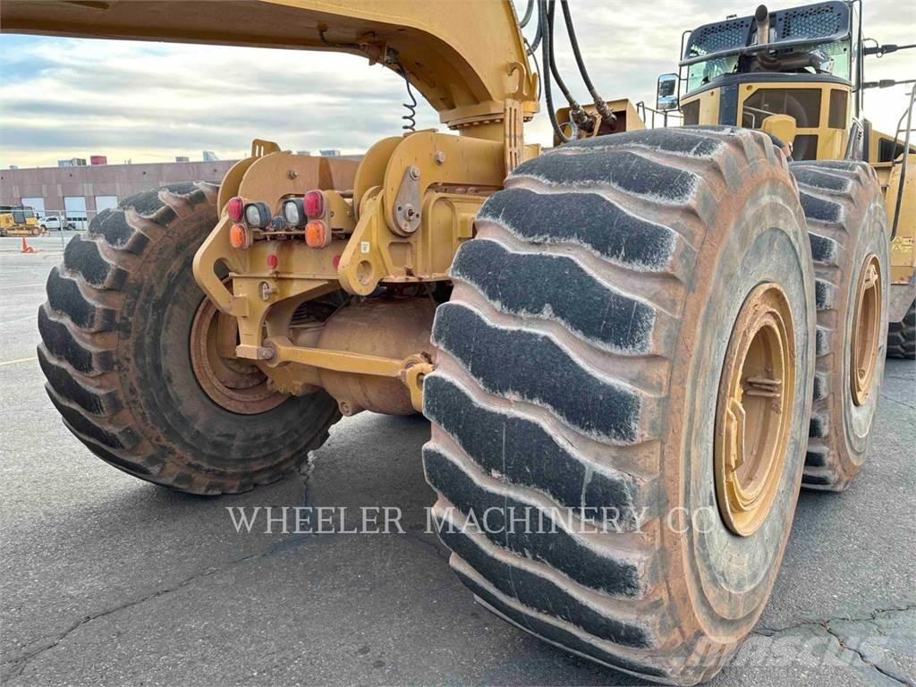 CAT 745 W/PAN Terrængående lastbiler