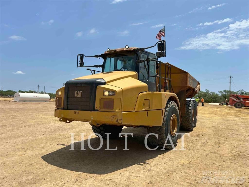 CAT 74504 Terrængående lastbiler
