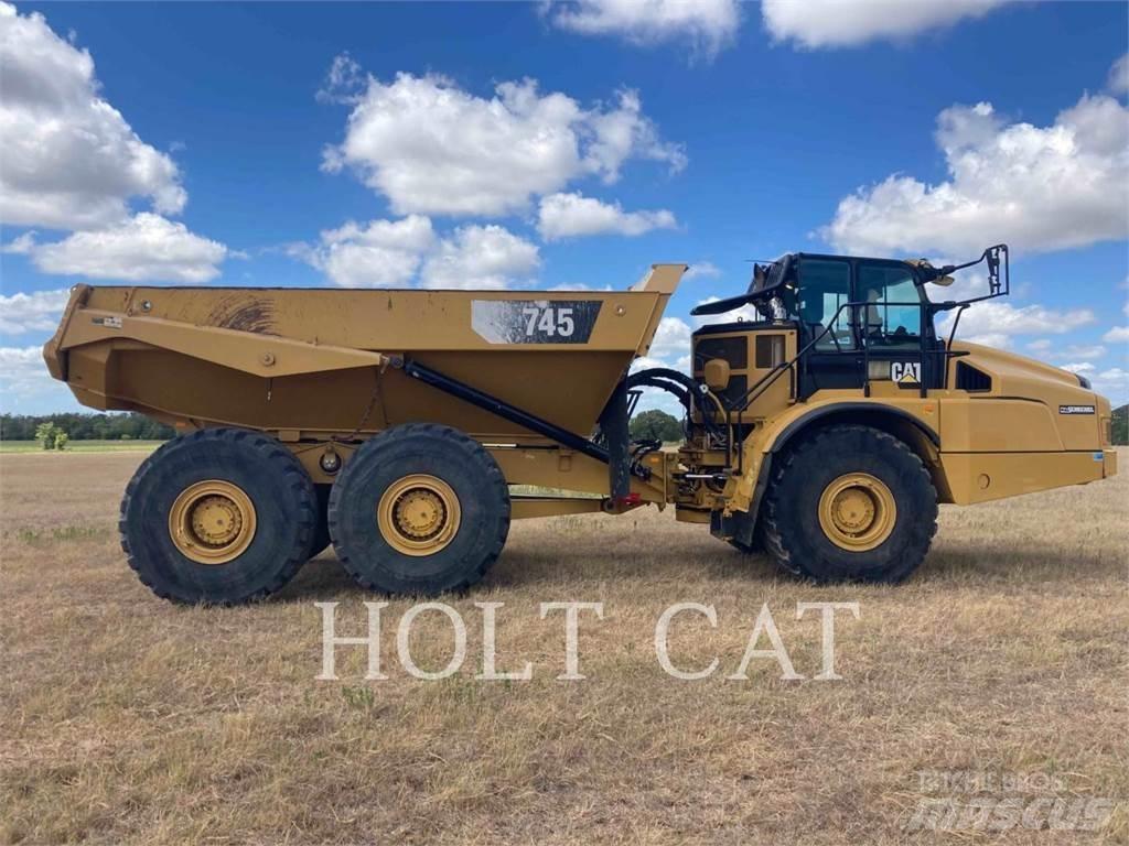 CAT 74504 Terrængående lastbiler