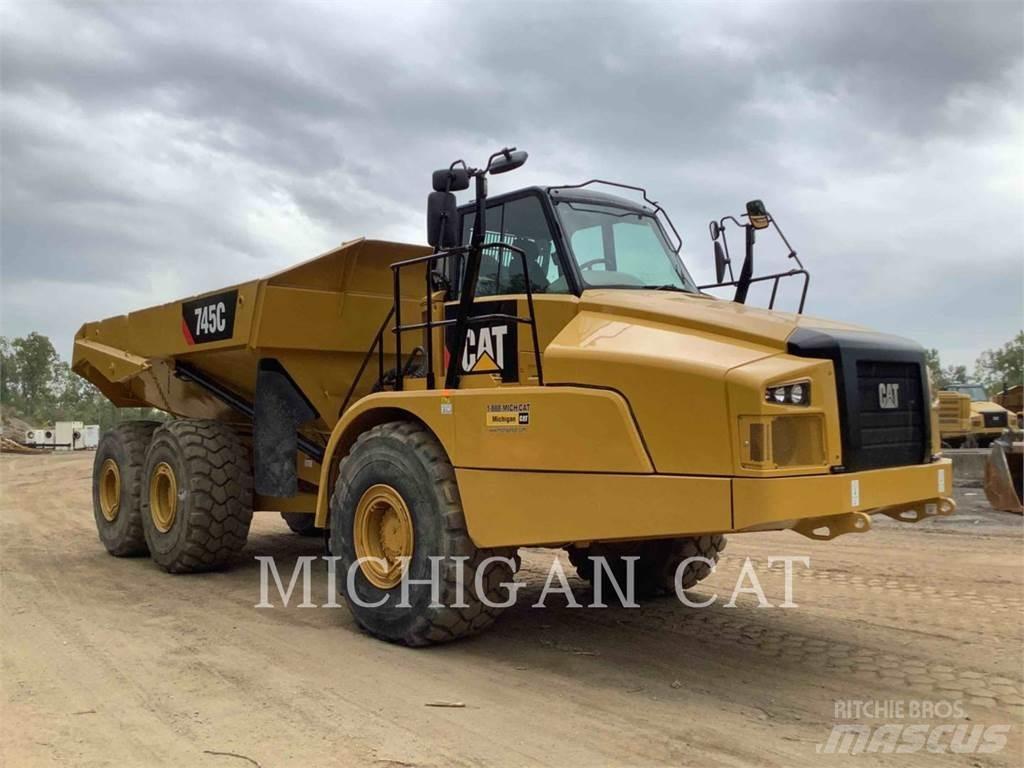 CAT 745C Terrængående lastbiler