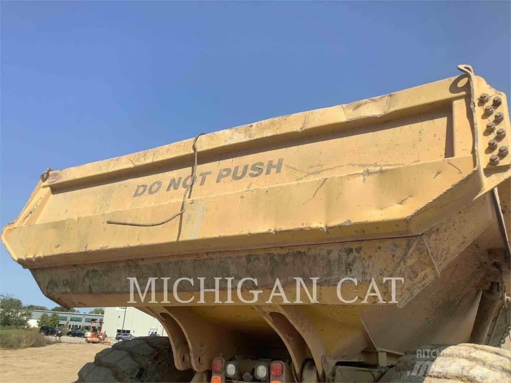 CAT 745C Terrængående lastbiler